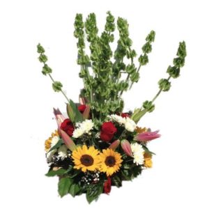 Center piece with sunflowers